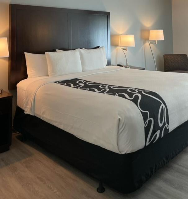 La Quinta Inn By Wyndham Lynnwood Eksteriør bilde