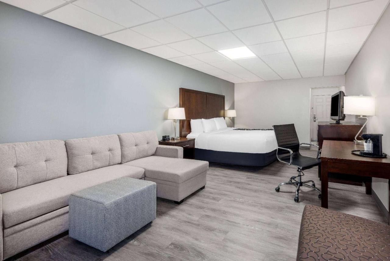 La Quinta Inn By Wyndham Lynnwood Eksteriør bilde
